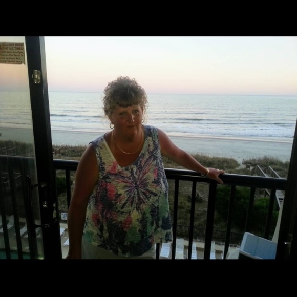 Meet your Posher, Camarogal69…Camaro…gal…69 - Picture 1 of 3